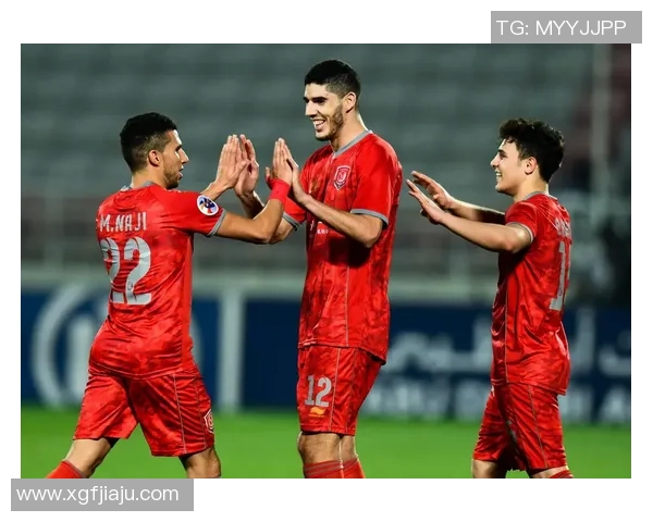 卡塔尔队足球球星带领球队奋勇拼搏展现中东足球独特魅力 卡塔尔队足球球星带领球队奋勇拼搏展现中东足球独特魅力