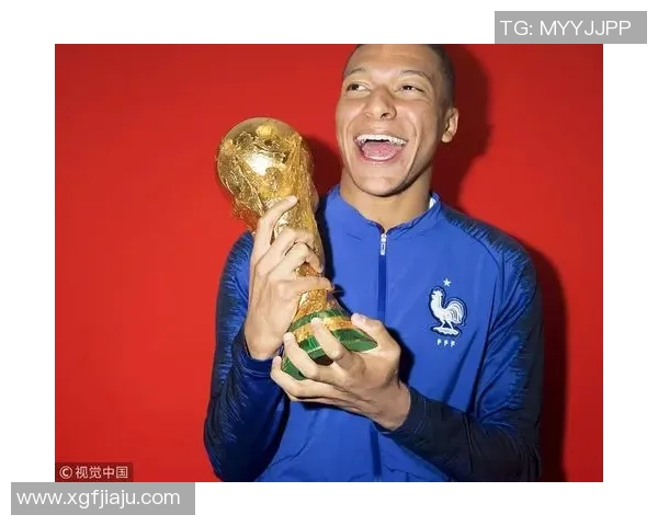 法国足球队球星是谁 揭秘目前法国队的明星球员与他们的精彩表现 法国足球队球星是谁 揭秘目前法国队的明星球员与他们的精彩表现